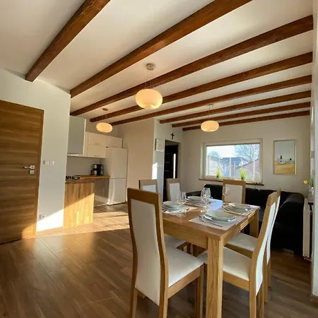 Dom wakacyjny Dom Pod Orzechem *