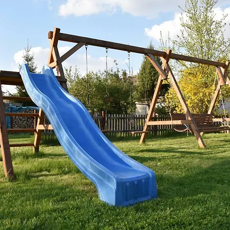 Dom Pod Orzechem Сasa de vacaciones Świnoujście